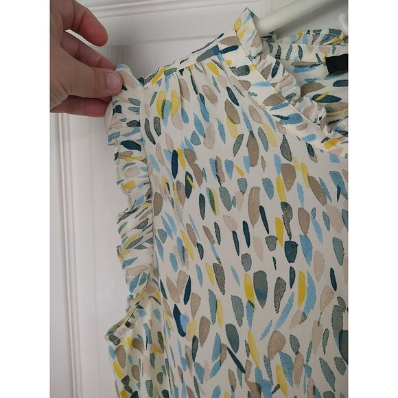 DKNY Woman PL Tank Ruffle Neck Trim Hidden Button Boho Lagenlook Look Preppy... - Picture 2 of 6